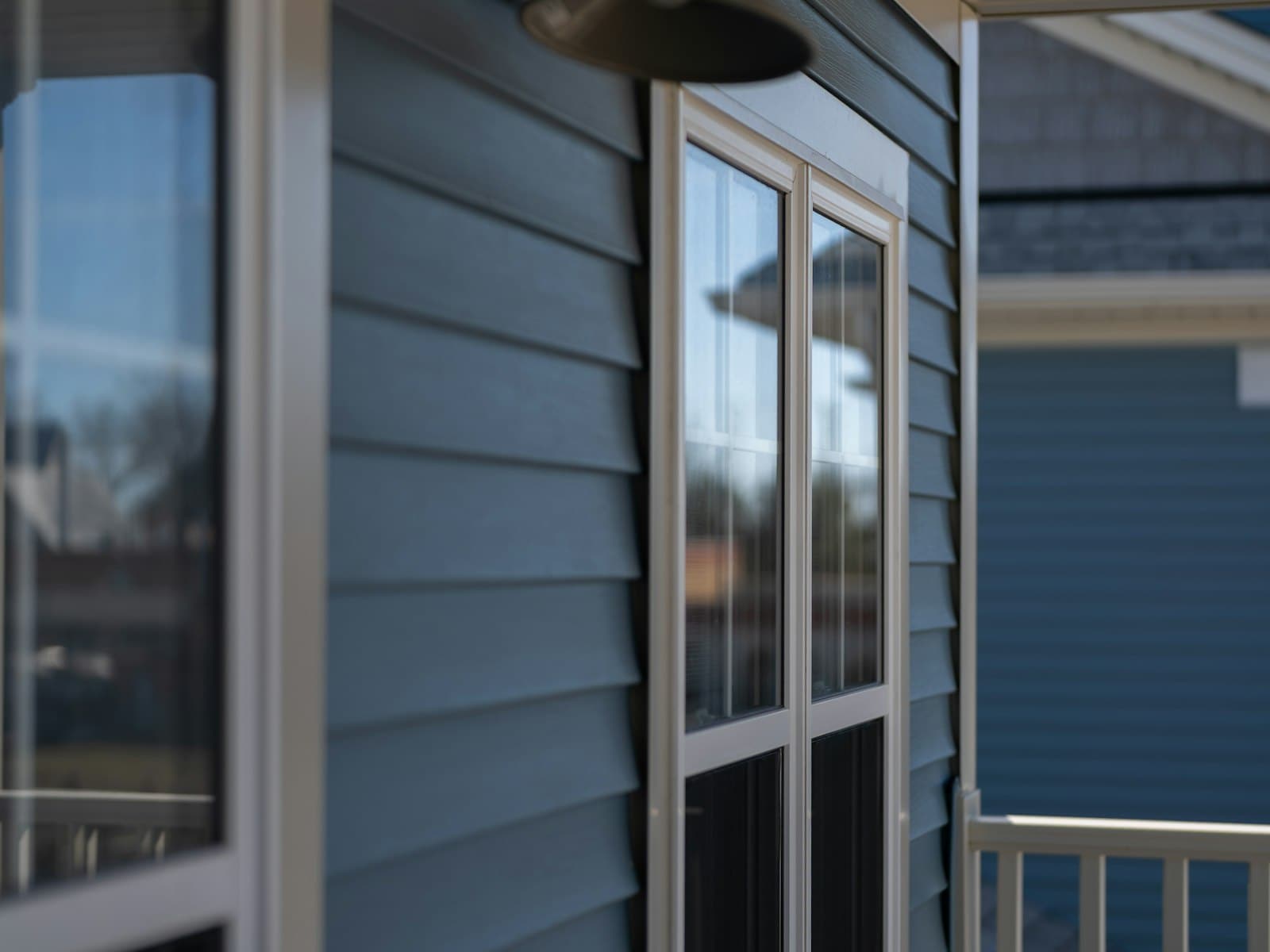 When to Paint Your House Exterior in Minnesota (and When Not To)